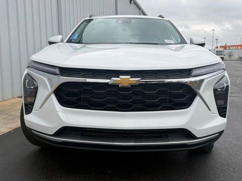 New 2026 Chevrolet Trax LT FWD image 14