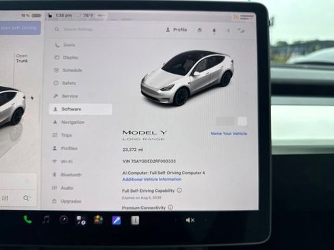 Used 2024 Tesla Model Y Long Range RWD image 30