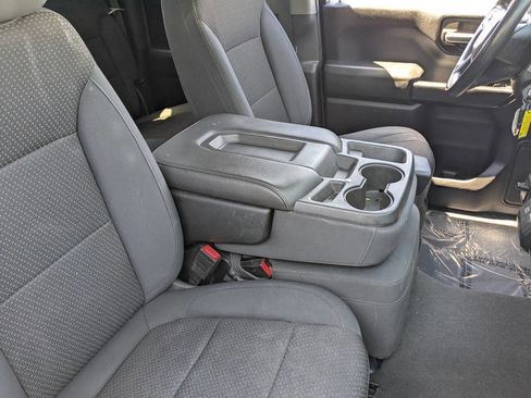 Used 2019 Chevrolet Silverado 1500 Custom w/ Trailering Package image 12