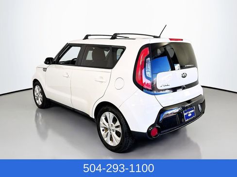 Used 2016 Kia Soul + image 7