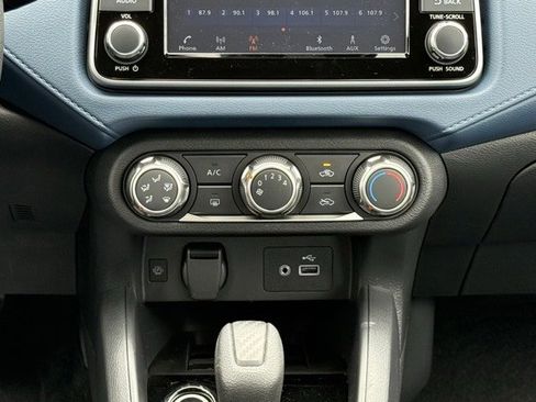 New 2025 Nissan Versa SV w/ Trunk Package image 23