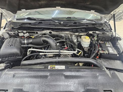 Used 2016 RAM 2500 SLT AWD/4WD image 38