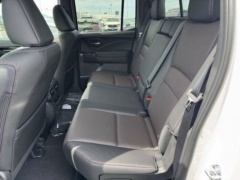 New 2026 Honda Ridgeline Black Edition image 9