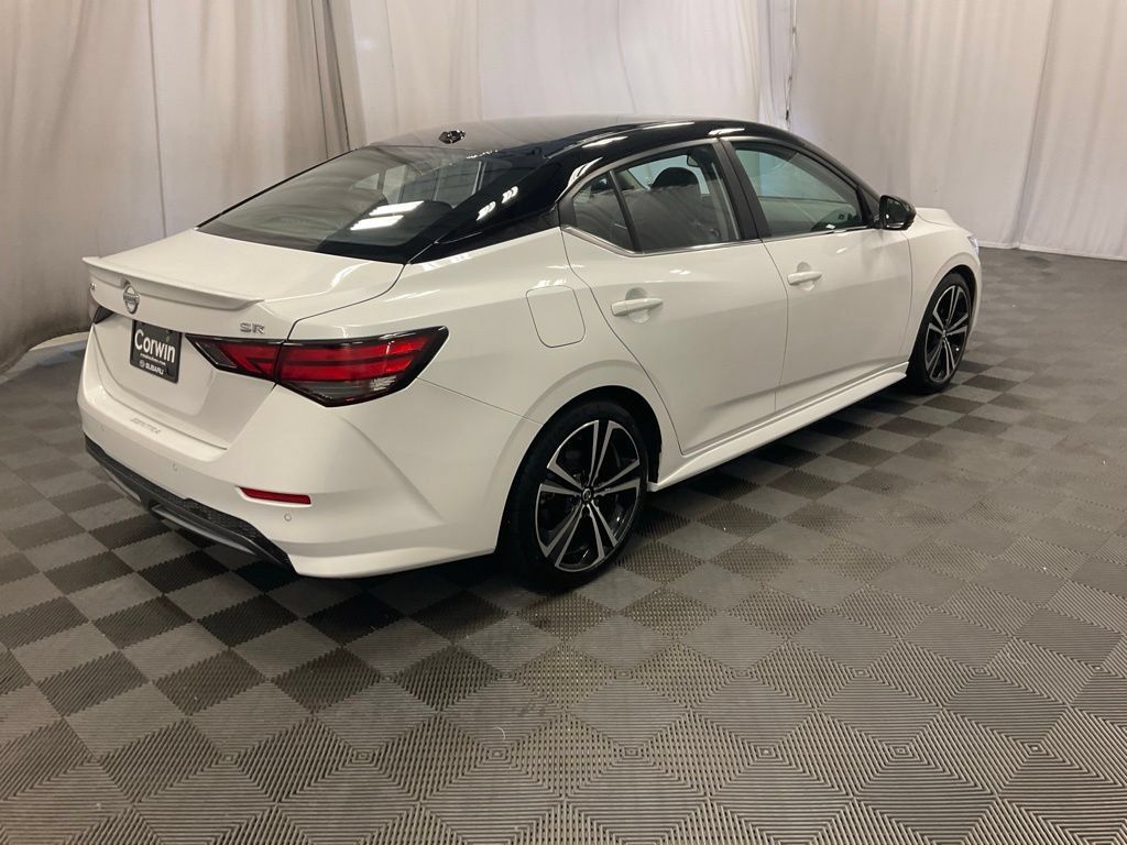 Used 2020 Nissan Sentra SR w/ Premium Package FWD image 2