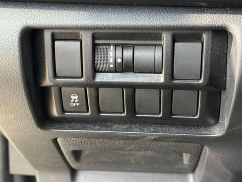Used 2022 Subaru Impreza 2.0i Premium AWD/4WD image 18