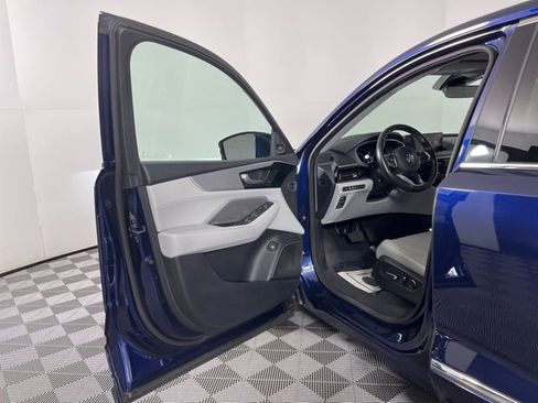 Used 2023 Acura MDX SH-AWD w/ Technology Package image 17