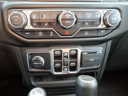 Used 2021 Jeep Gladiator Sport AWD/4WD image 26