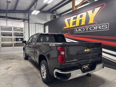 Used 2021 Chevrolet Silverado 1500 LT w/ Max Trailering Package AWD/4WD image 14