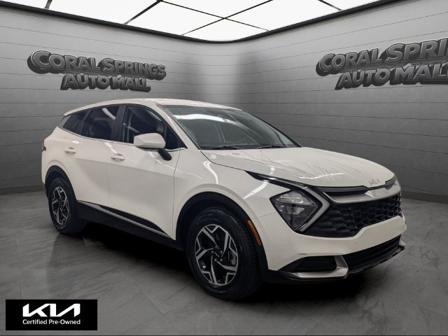 Used 2023 Kia Sportage LX FWD image 1