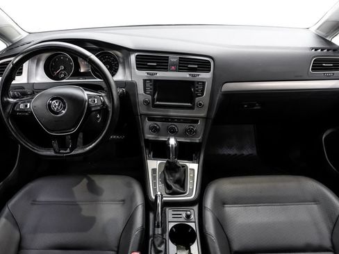 Used 2015 Volkswagen Golf S FWD image 13
