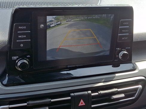 Used 2023 Kia Seltos LX AWD/4WD image 18