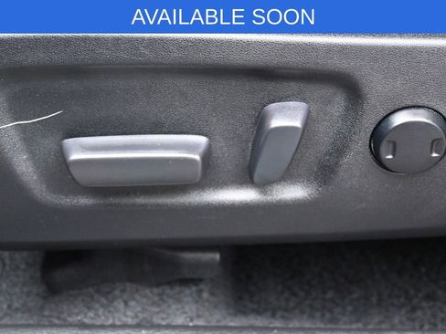 Used 2019 Toyota Highlander Plus image 10