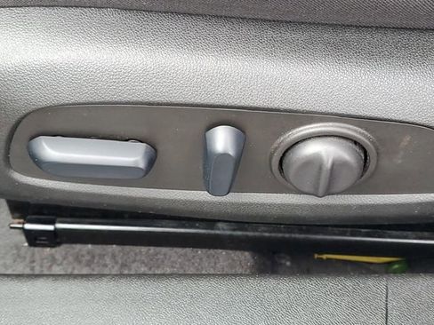 Used 2024 Chevrolet Malibu LT image 34