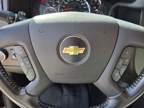 Used 2021 Chevrolet Express 2500 w/ Driver Convenience Package image 26