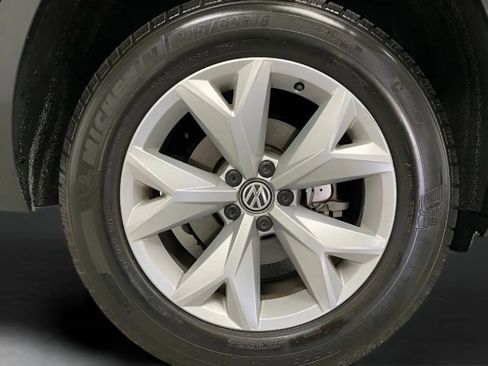 Used 2018 Volkswagen Atlas S FWD image 27