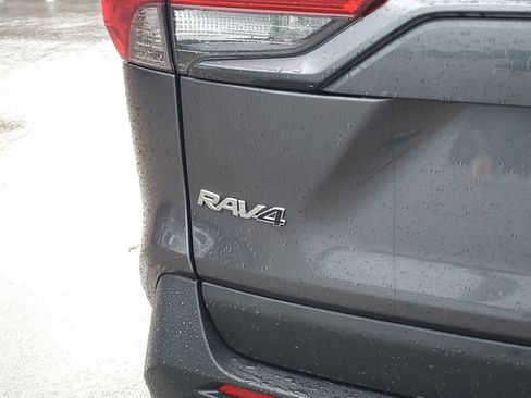 Certified 2025 Toyota RAV4 LE AWD/4WD image 7