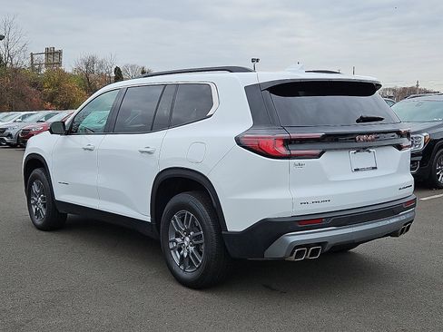 Certified 2025 GMC Acadia Elevation image 4