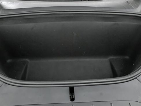 Used 2023 Tesla Model X image 14