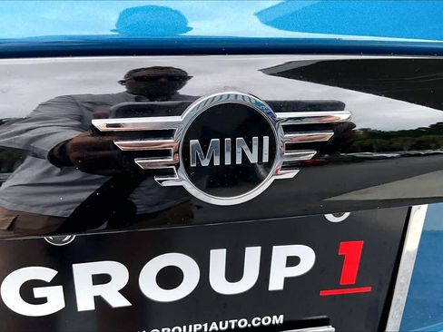 Used 2022 MINI Cooper 2-Door Hardtop FWD image 29