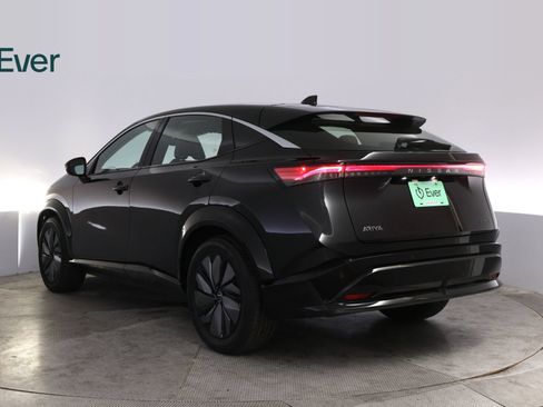 Used 2023 Nissan Ariya FWD image 17