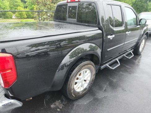 Used 2016 Nissan Frontier SV w/ SV Value Truck Package RWD image 12