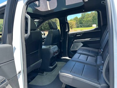 Used 2025 GMC Sierra EV Denali AWD/4WD image 41