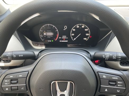 New 2026 Honda HR-V LX image 16