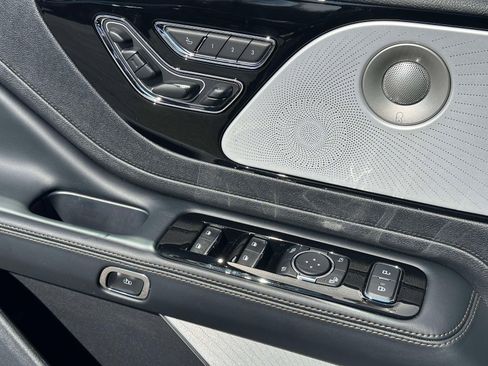 Used 2025 Lincoln Aviator Reserve w/ Equipment Group 201A image 24