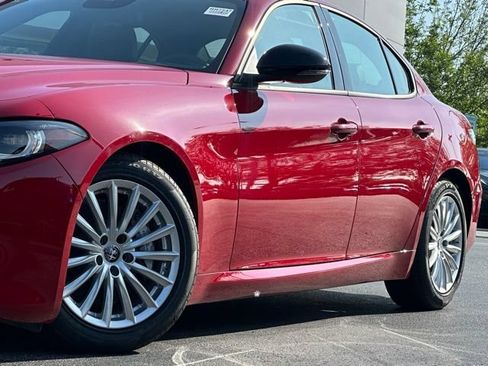 Used 2024 Alfa Romeo Giulia Sprint RWD image 35