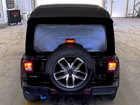 Used 2024 Jeep Wrangler Sport S image 6