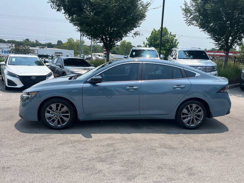 Certified 2026 Nissan Sentra SL w/ Floor Mat Package FWD image 4