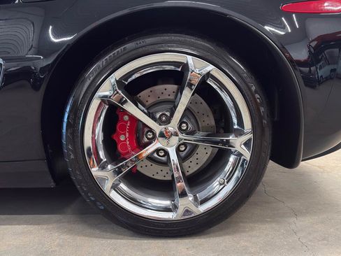 Used 2013 Chevrolet Corvette Grand Sport w/ 2LT Preferred Equipment Group RWD image 72