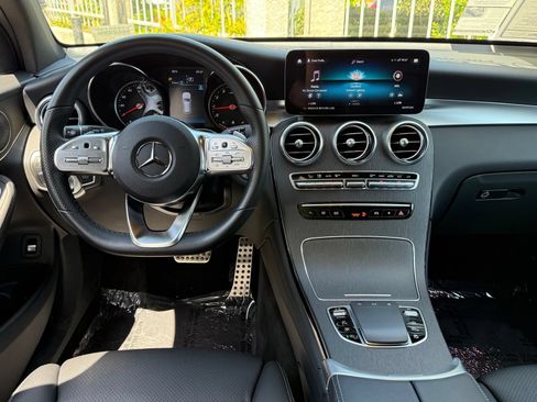 Used 2022 Mercedes-Benz GLC 300 image 37