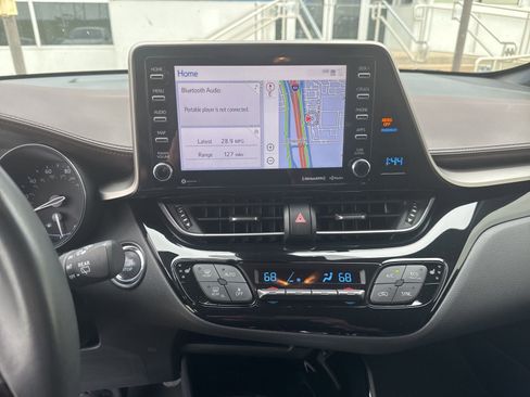 Used 2019 Toyota C-HR Limited image 13