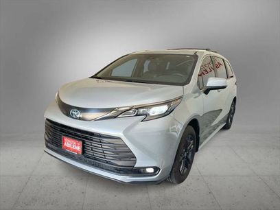 Certified 2024 Toyota Sienna XLE Woodland Edition
