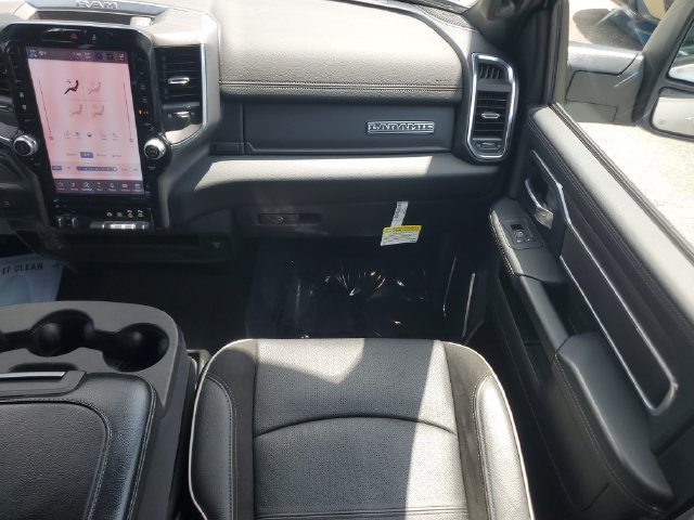 Used 2026 RAM 2500 Laramie AWD/4WD image 23
