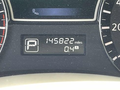Used 2015 Nissan Pathfinder Platinum FWD image 23