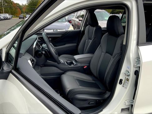 Certified 2024 Subaru Outback Onyx Edition XT image 7