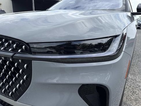 New 2026 Lincoln Nautilus Premier AWD/4WD image 9