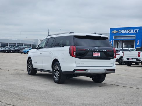 Used 2025 Ford Expedition Max Platinum AWD/4WD image 5