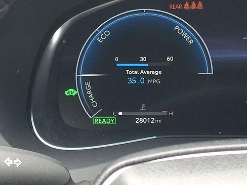 Used 2023 Toyota Venza Limited AWD/4WD image 22