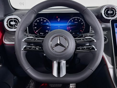 New 2026 Mercedes-Benz GLC 300 image 17