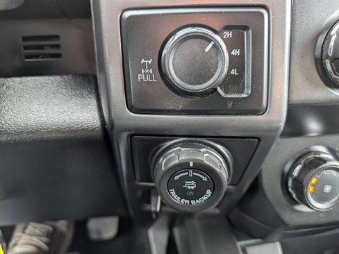 Used 2019 Ford F150 XLT w/ Equipment Group 302A Luxury image 18