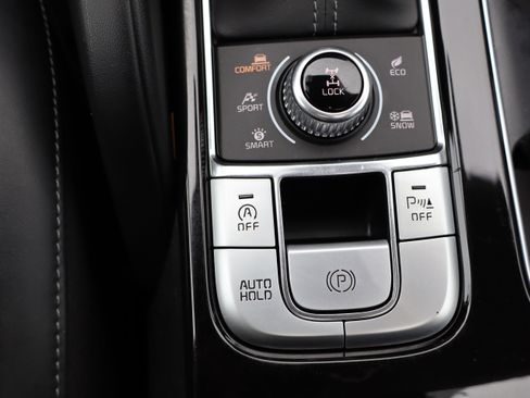 Used 2022 Kia Telluride S image 25