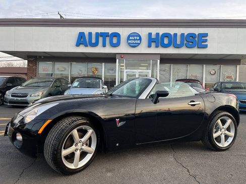 Used 2009 Pontiac Solstice Convertible w/ Preferred Package RWD image 8