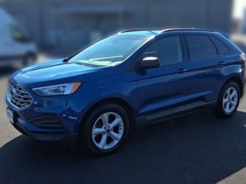 Certified 2020 Ford Edge SE FWD image 5