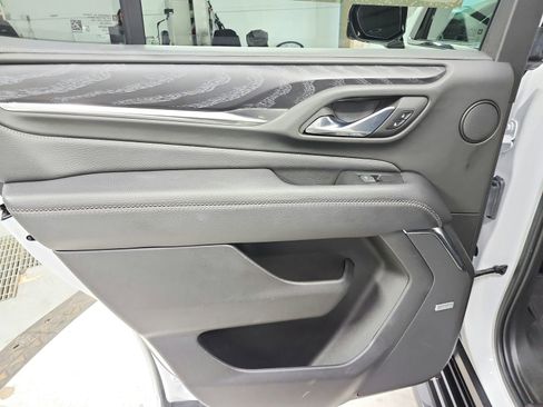 Used 2023 GMC Yukon Denali image 38