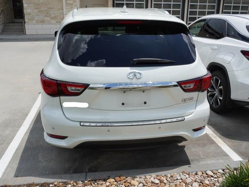 Used 2018 INFINITI QX60 FWD w/ Premium Plus Package image 5