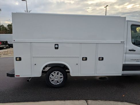 New 2025 Ford Transit 350 w/ Interior Upgrade Package image 32