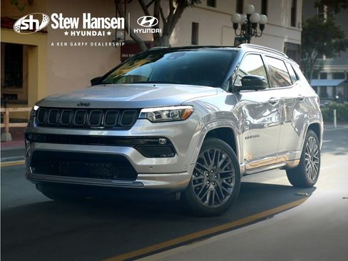 Used 2022 Jeep Compass Sport AWD/4WD image 1